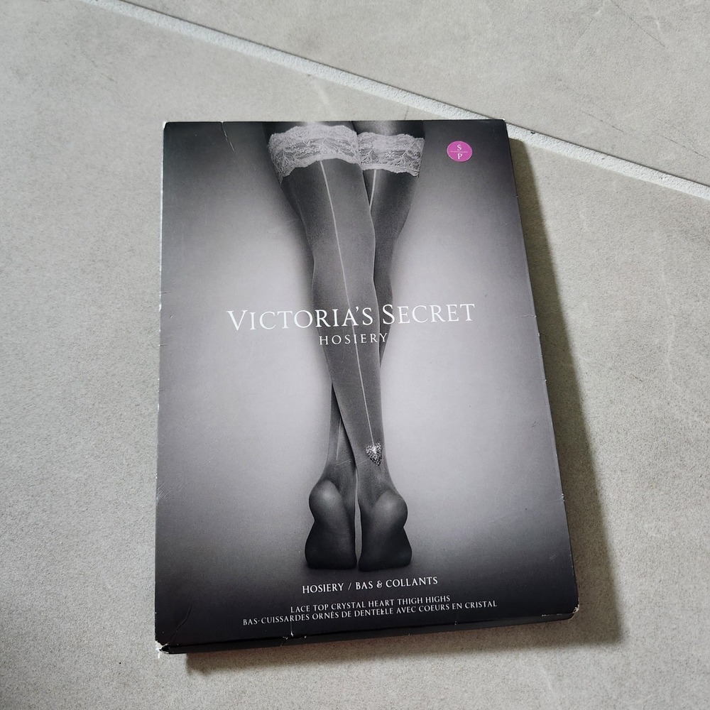 Victoria's Secret Pink Lace Top Crystal Heart Thigh Highs Stockings size S NEW
